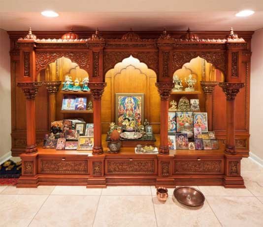 Vastu Shastra: घर का यह खास कोना बदल सकता है किस्मत, सही दिशा में रखी चीजें ला सकती हैं धन, शांति और सफलता