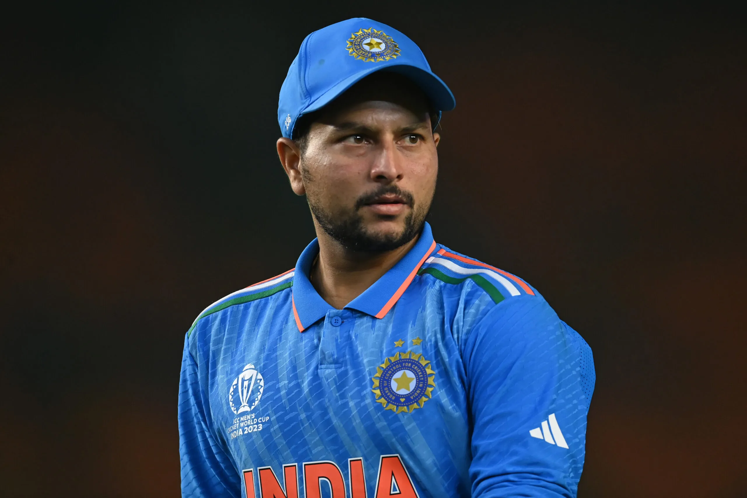 Kuldeep Yadav पर मंडराया खतरा! टीम इंडिया के कोच का बड़ा संकेत, खराब फॉर्म के बीच बढ़ी जगह बचाने की चुनौती