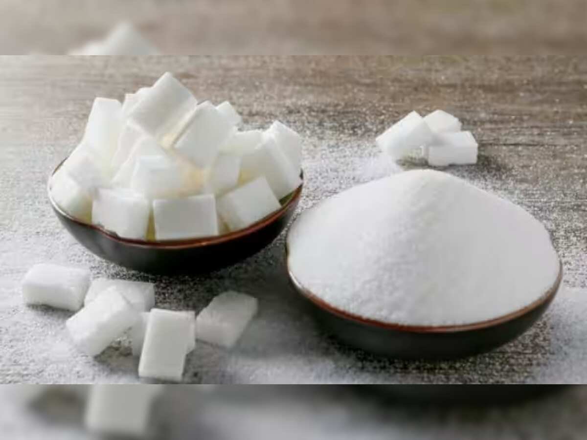 Sugar के दाम पर सरकार के कदमों का असर, 60 रुपये से नीचे पहुंची कीमत, लेकिन त्योहारों में फिर बढ़ सकती है महंगाई